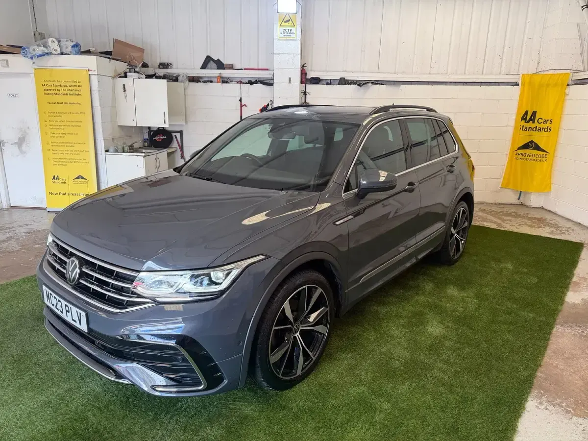 Used VW Tiguan R-line Edition 150 HP (110 kW) 2023 Grey SUV