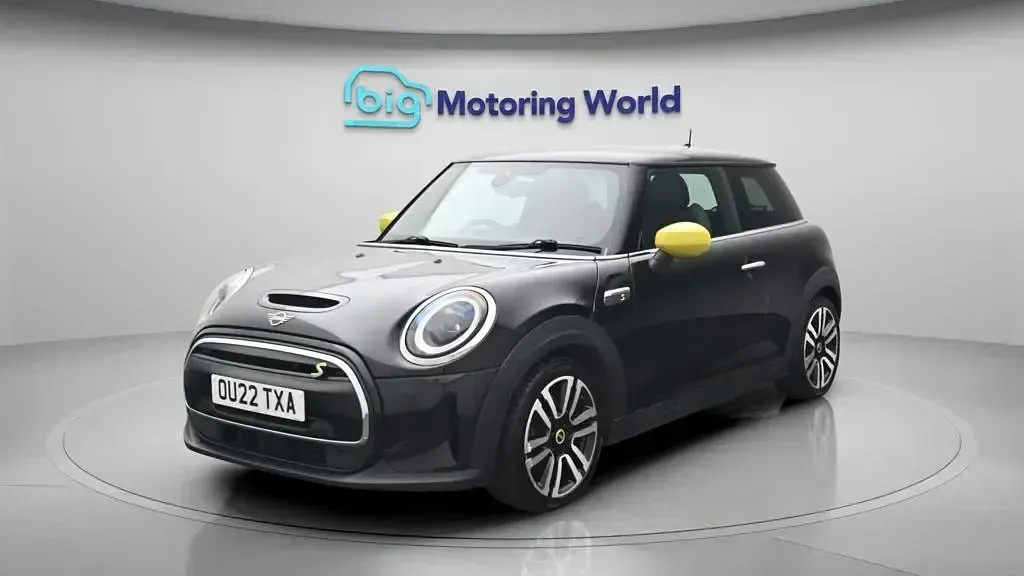 Used Mini Cooper SE Hatch 135 kW (184 HP) 2022 Hatchback