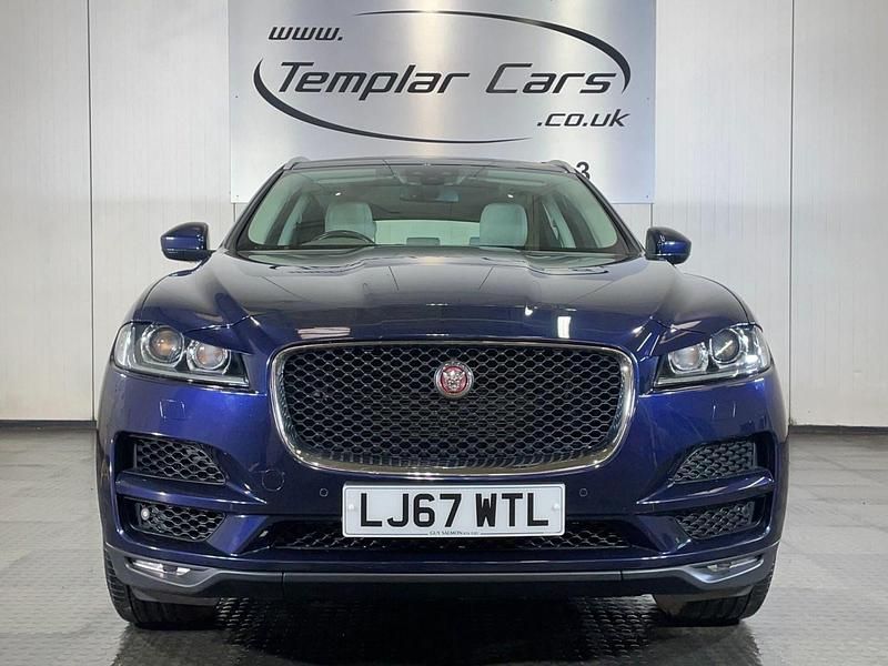 Used Jaguar F-Pace Portfolio 250 HP (183 kW) 2017 Blue SUV