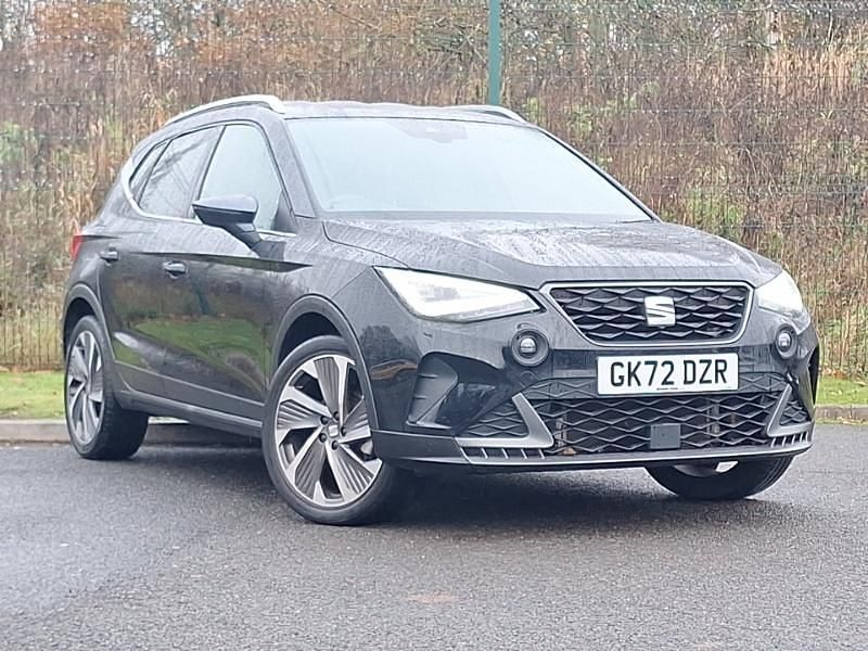 Black Used 2022 Seat Arona FR SUV | £13,998 (A bit pricey) - Image 1/4