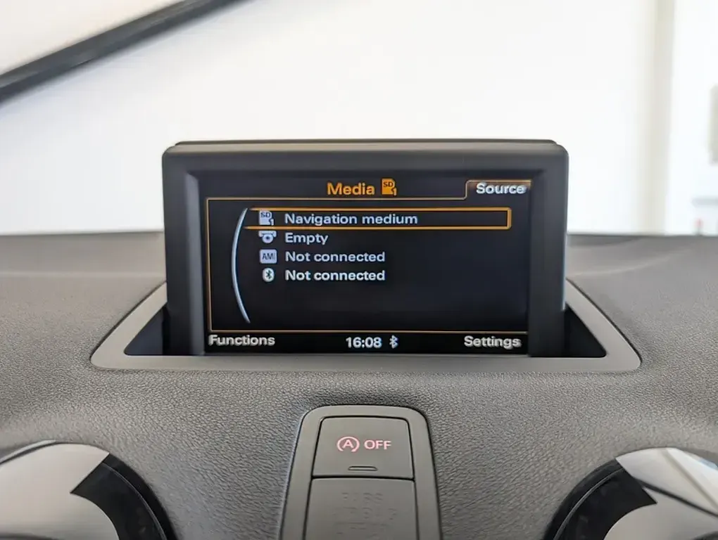 Used Audi A1 Black Edition 2015 White Hatchback