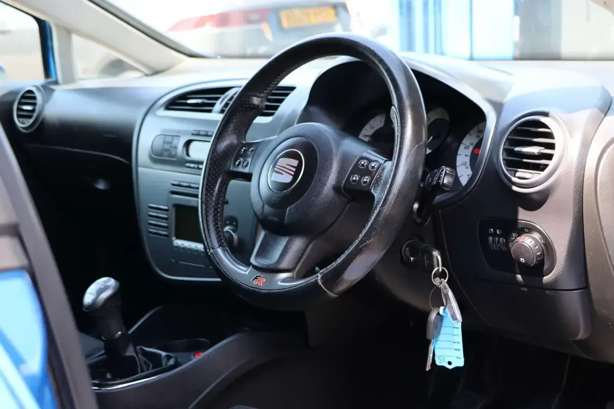 Used Seat Leon FR 170 HP (125 kW) 2008 Blue Hatchback