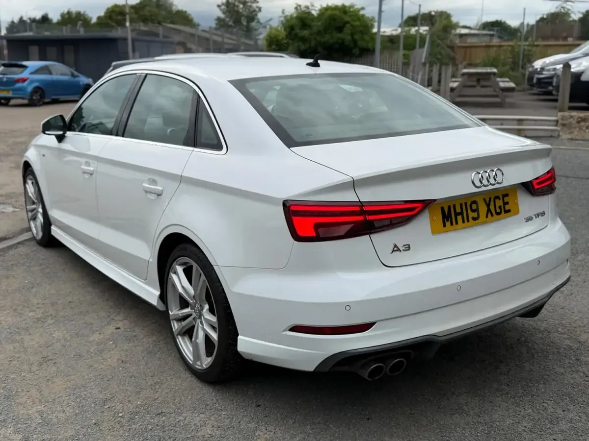 Used Audi A3 S-Line 150 HP (110 kW) 2019 White Sedan