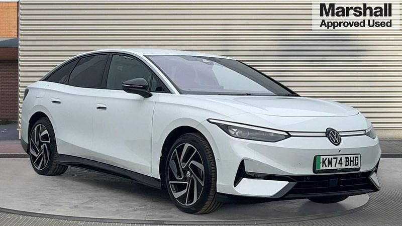 White Used 2024 VW ID.7 Pro Sedan | £31,904 (Fair price) - Image 1/4
