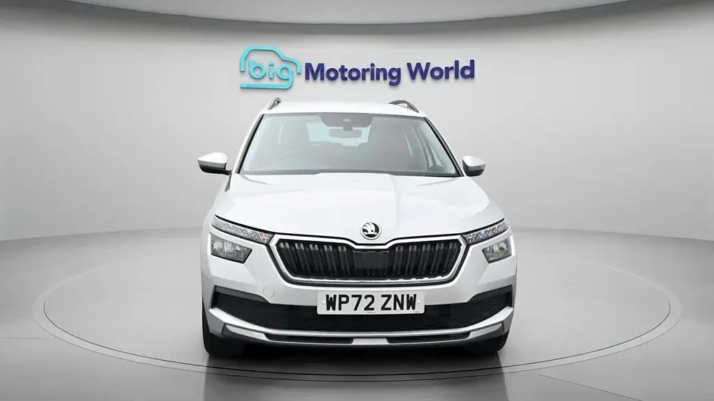 Used Skoda Kamiq SE Drive 95 HP (69 kW) 2023 Silver SUV