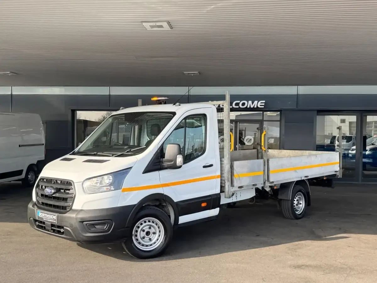 Second-hand Ford Transit S 130 CP (95 kW) 2023 Alb Cabrio