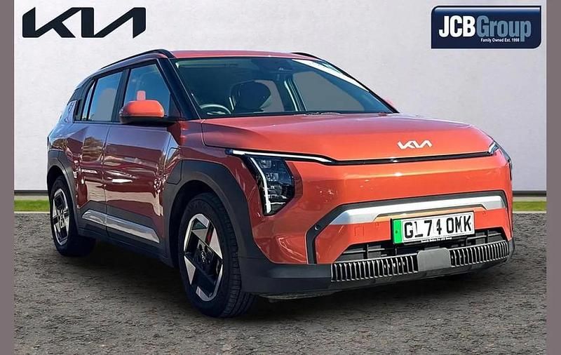 Orange Used 2024 Kia EV3 Air SUV | £28,995 (Super price) - Image 1/4
