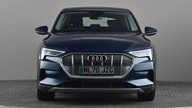 Used Audi e-tron Comfort 230 kW (313 HP) 2020 Blue SUV