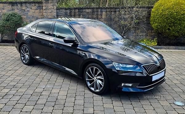 Used Skoda Superb 2018 Black Hatchback