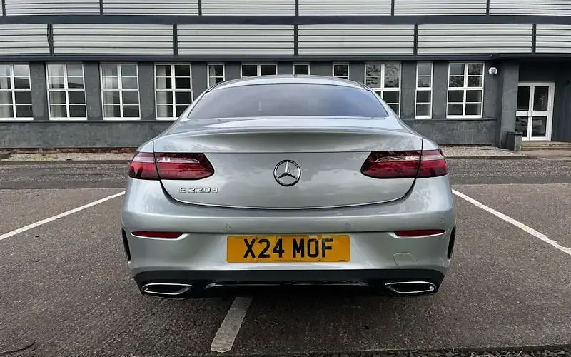Used Mercedes E220 AMG line 194 HP (142 kW) 2020 Coupe