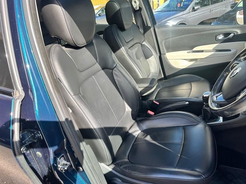 Used Renault Captur GT-Line 2020 Blue SUV