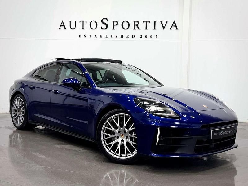 Used Porsche Panamera 353 HP (259 kW) 2024 Blue Hatchback