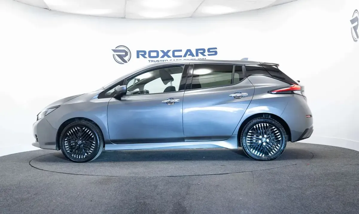 Used Nissan Leaf N-Connecta 110 kW (150 HP) 2022 Grey Hatchback
