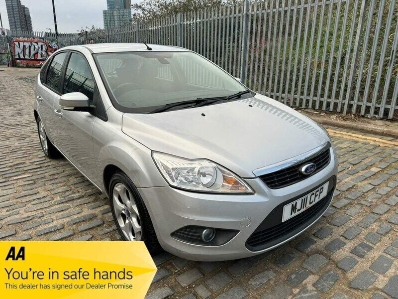 Silver Used 2011 Ford Focus Sport Hatchback | £4,495 (Good price) - Image 1/2