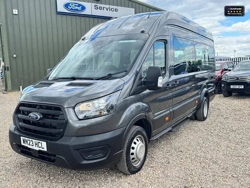 Usado Ford Transit 170 HP (125 kW) 2023 Cinzento