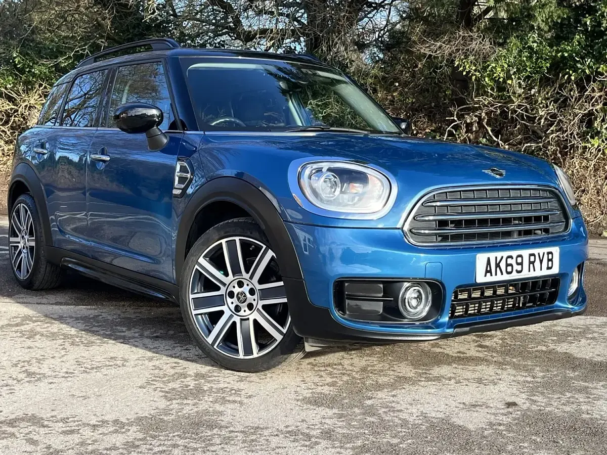 Used Mini Cooper Exclusive 2019 Blue Hatchback