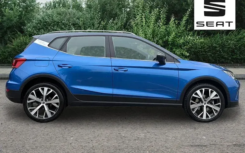 Used Seat Arona Xperience Lux 110 HP (80 kW) 2024 Blue SUV