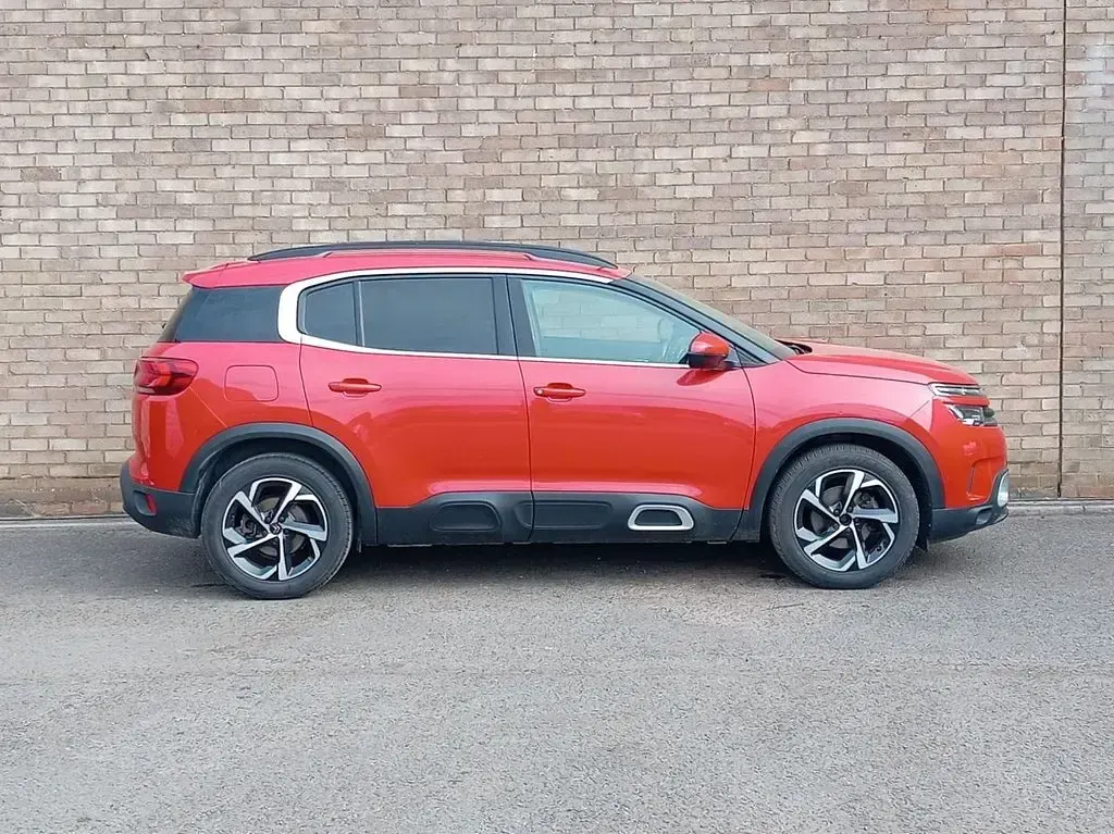 Used Citroën C5 Flair 130 HP (95 kW) 2019 Red Hatchback