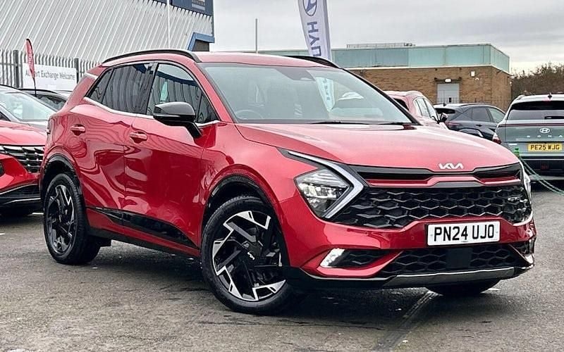 Red Used 2023 Kia Sportage 4 SUV | £25,624 (Fair price) - Image 1/4