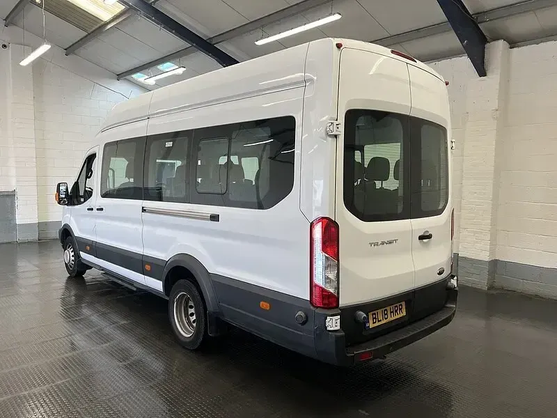 Used Ford Transit 125 HP (91 kW) 2018 White Van