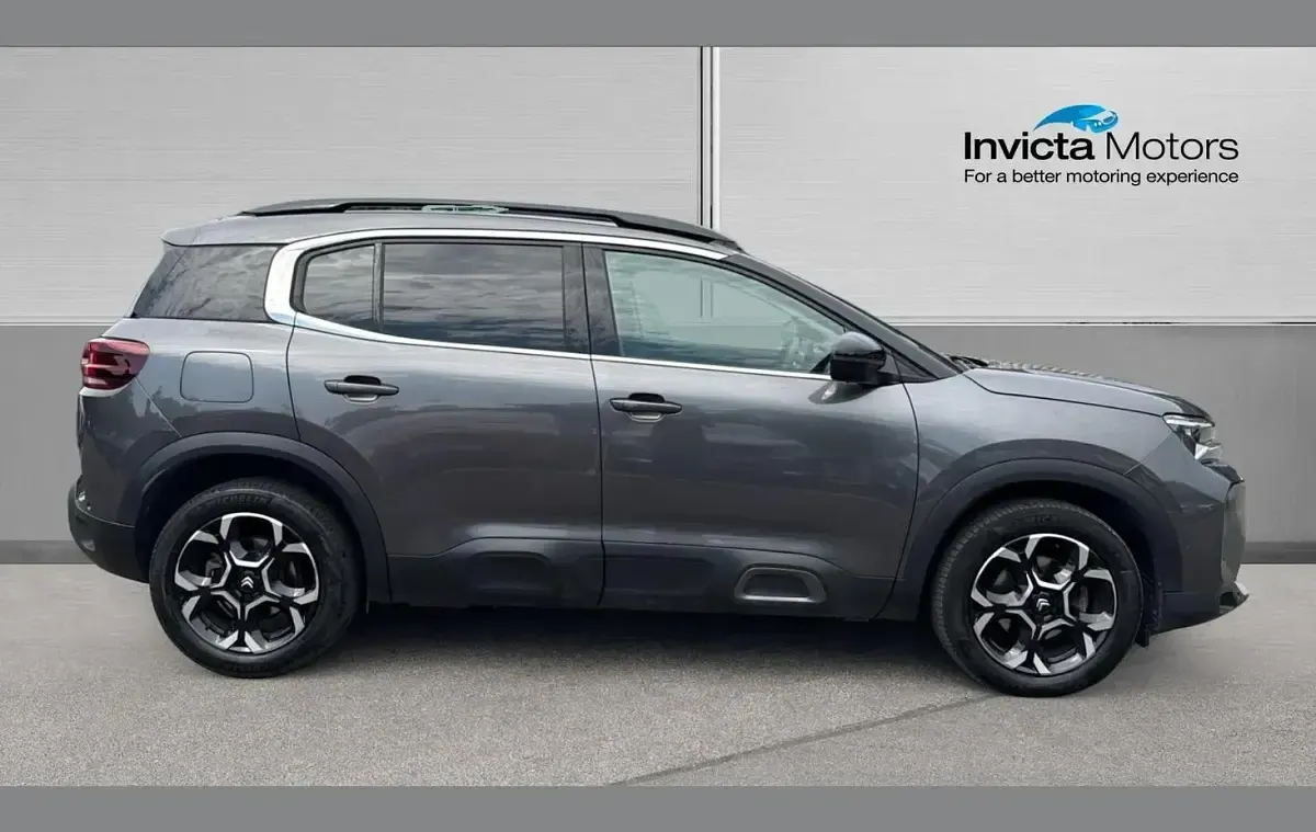 Used Citroën C5 Aircross 131 HP (96 kW) 2024 Platinum grey metallic SUV
