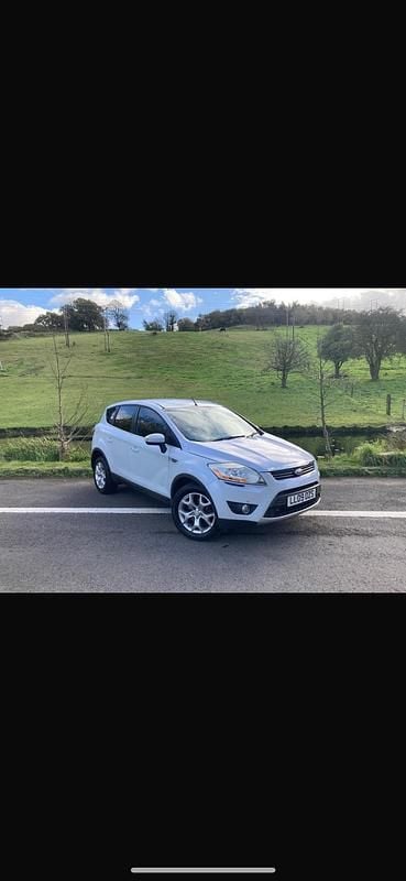 White Used 2009 Ford Kuga Zetec SUV | £2,495 - Image 1/4