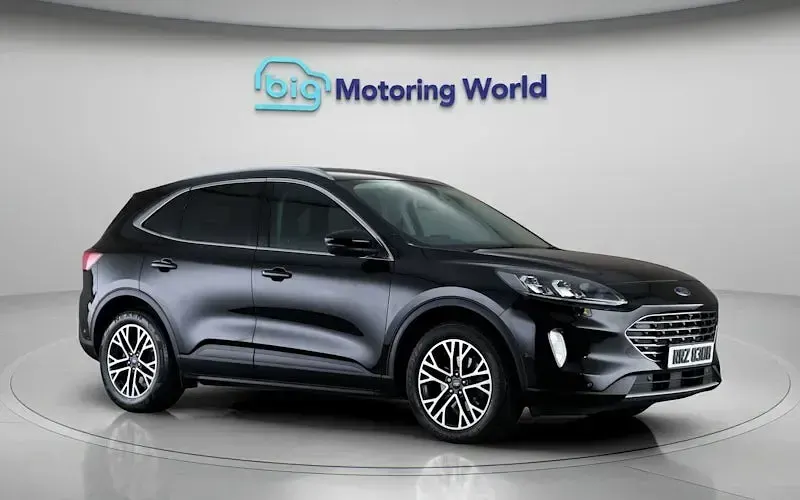 Used Ford Kuga Titanium 120 HP (88 kW) 2020 Black SUV