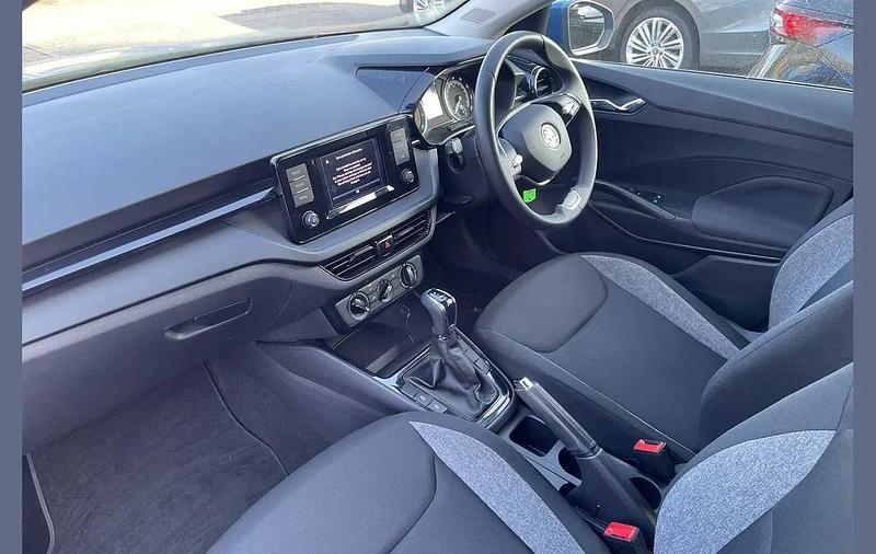 Used Skoda Fabia Comfort 108 HP (79 kW) 2023 Blue Hatchback