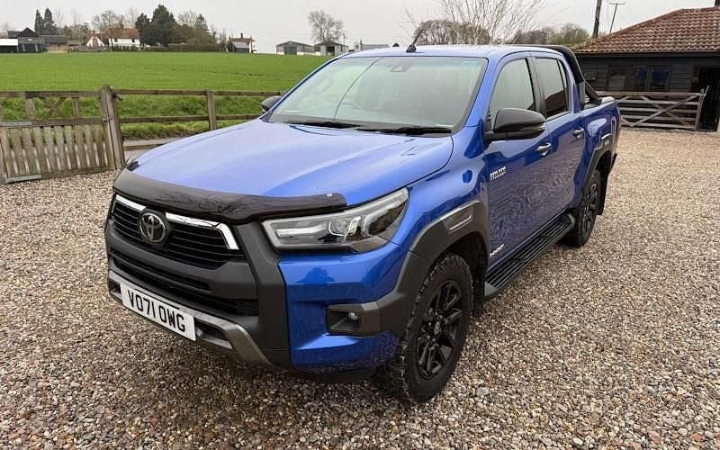 Used Toyota HiLux 204 HP (150 kW) 2024 Pickup