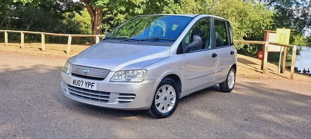 Used Fiat Multipla 120 HP (88 kW) 2007 Silver MPV