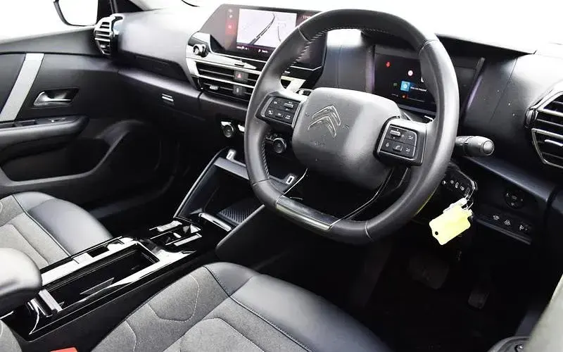 Used Citroën C4 131 HP (96 kW) 2021 Black Hatchback