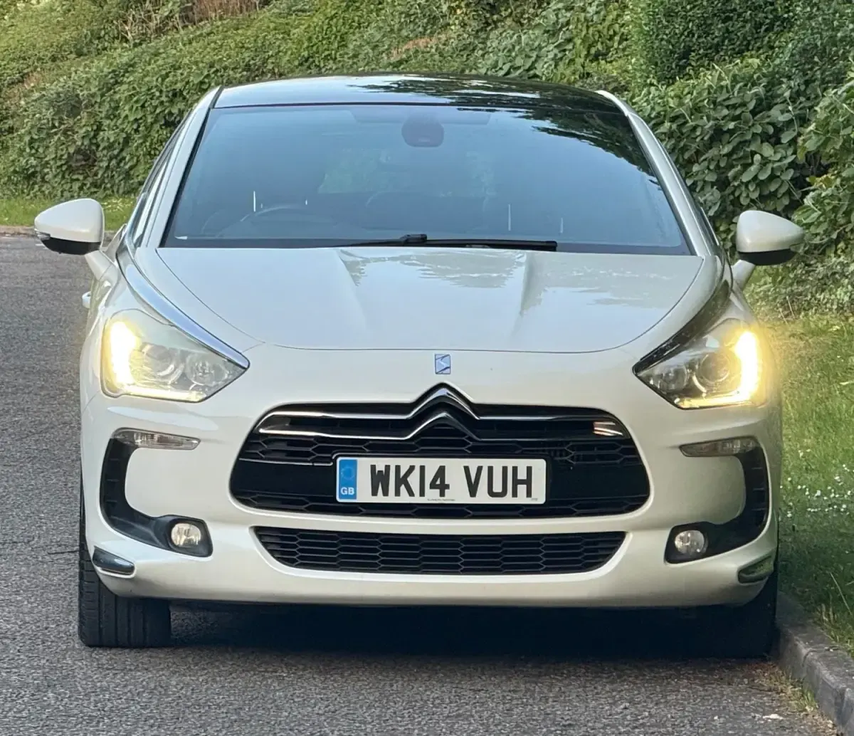 Używany Citroën DS5 2014 Biały Hatchback