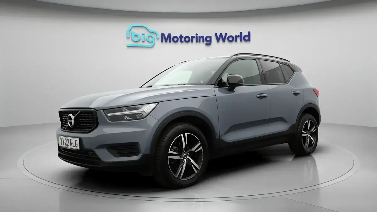 Used Volvo XC40 R-Design 163 HP (119 kW) 2021 Grey SUV