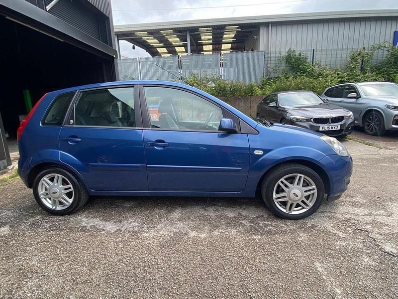 Used Ford Fiesta Ghia 2008 Blue Hatchback