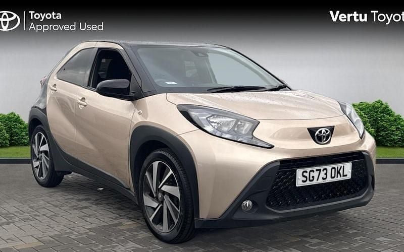 Used 2025 Toyota Aygo X SUV | £11,774 (Good price) - Image 1/4