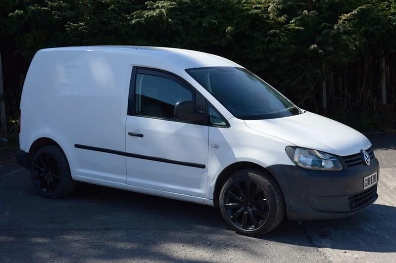 Usado VW Caddy 75 HP (55 kW) 2011 Branco Monovolume