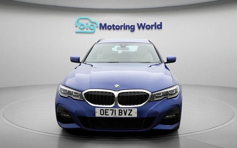 Used BMW 330e M Sport 292 HP (214 kW) 2022 Blue Estate
