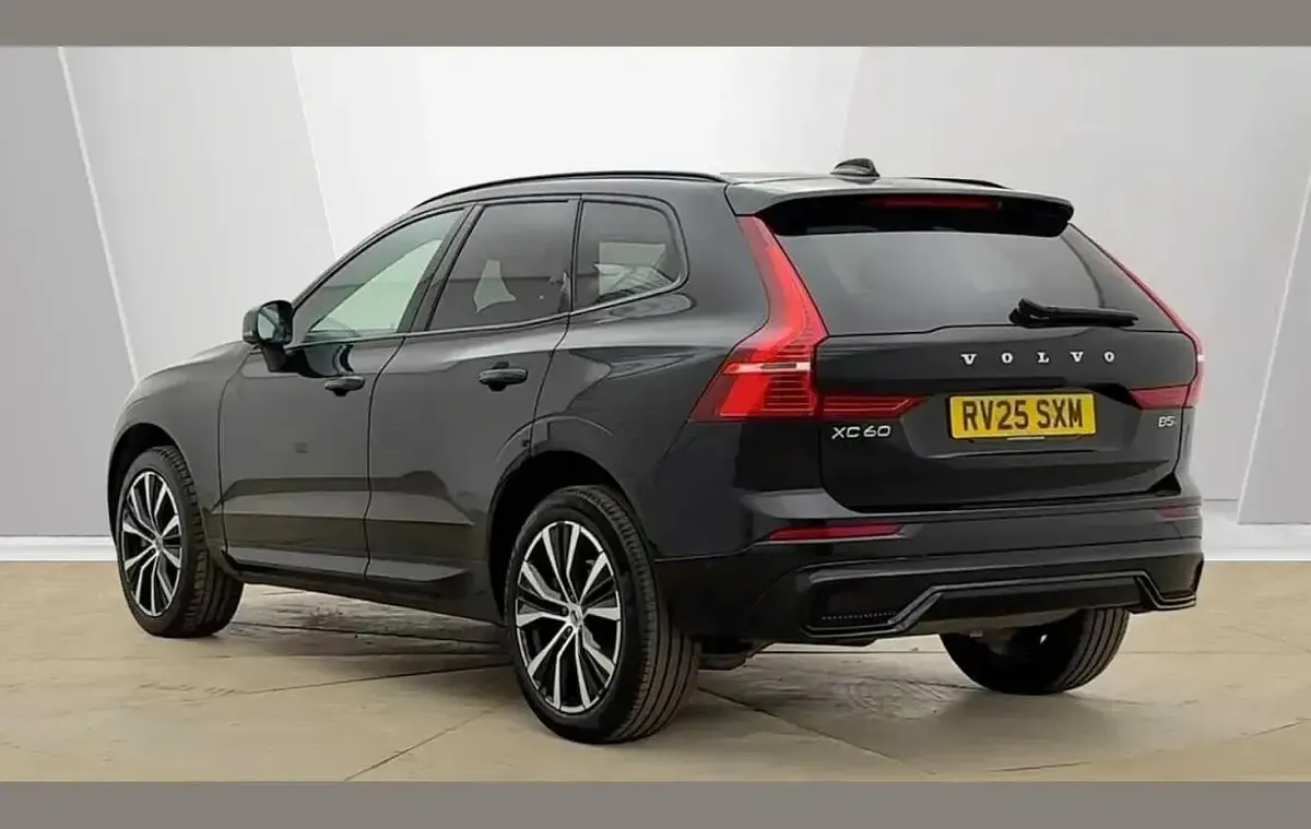 Used Volvo XC60 Ultra 247 HP (181 kW) 2025 Black SUV