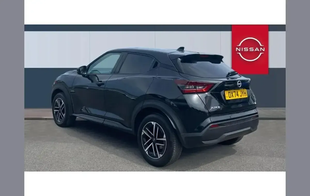 Used Nissan Juke N-Connecta 114 HP (83 kW) 2025 Black SUV