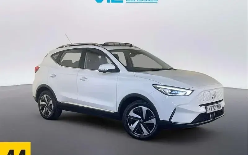 Usado MG ZS Trophy 114 kW (156 HP) 2022 Branco SUV