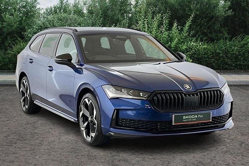 Cobalt blue New 2025 Skoda Superb SportLine Estate | £43,890 (Fair price) - Image 1/3