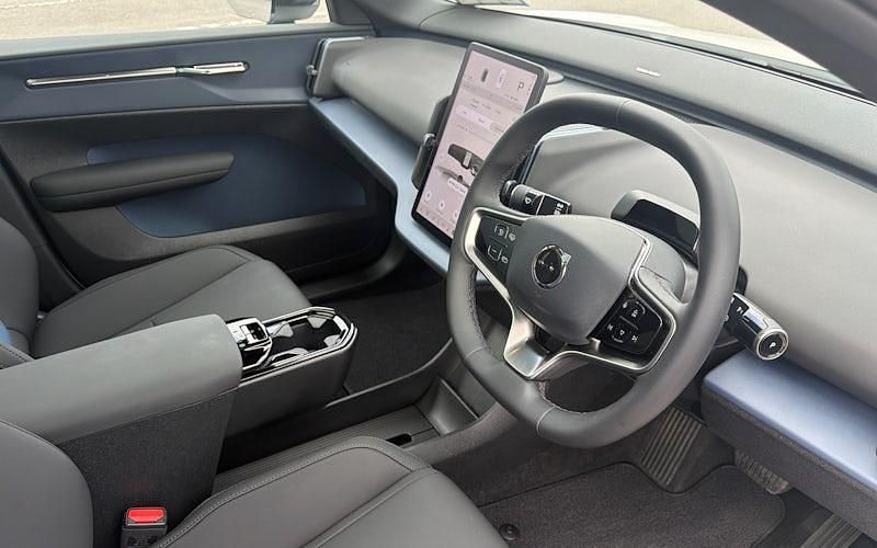 Usado Volvo EX30 Performance 314 kW (428 HP) 2025 SUV