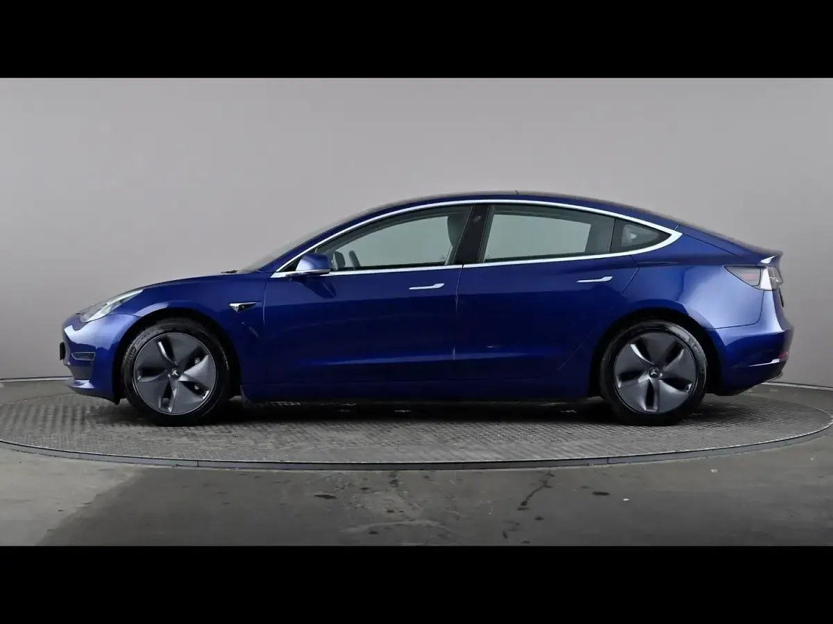 Used Tesla Model 3 Long Range AWD 366 kW (498 HP) 2020 Blue Sedan