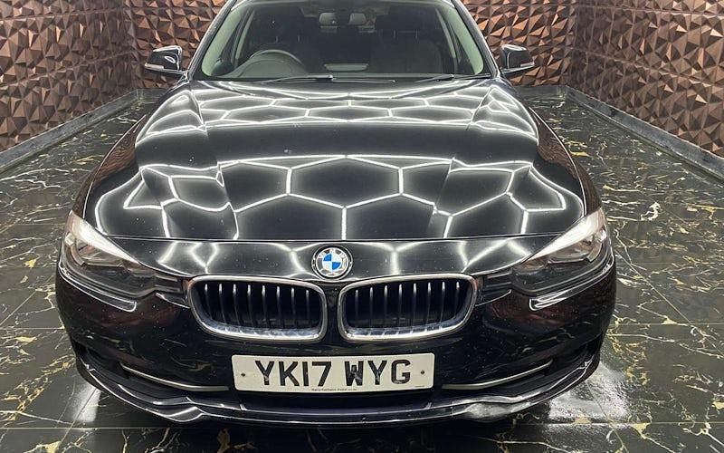 Used BMW 318 Sport Line 136 HP (100 kW) 2017 Black Sedan