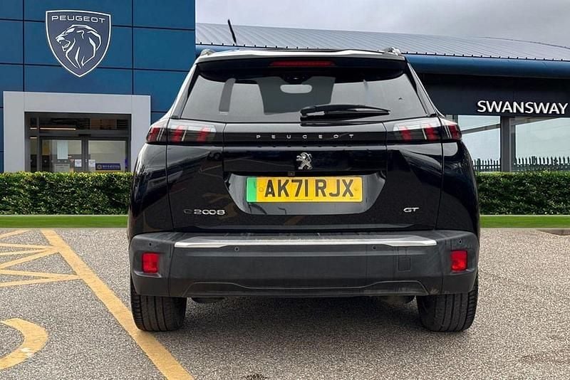 Used Peugeot e-2008 Premium 98 kW (134 HP) 2021 Black SUV