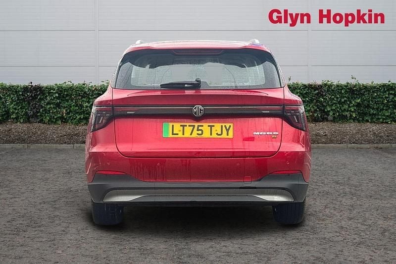 Used MG MG5 EV SE 2025 Red Estate