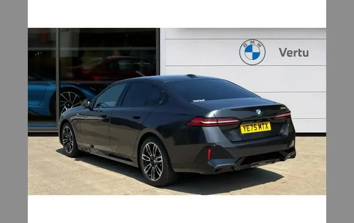 Used BMW 520 M Sport 205 HP (150 kW) 2025 Grey Sedan