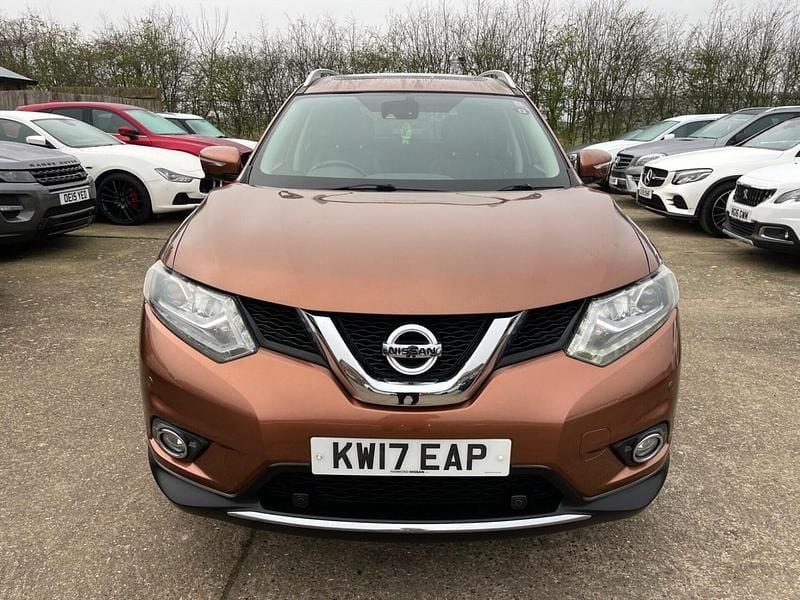 Used Nissan X-Trail Tekna 2017 Orange SUV