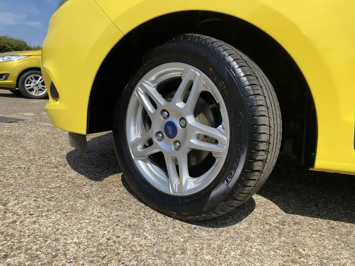 Used Ford Ka Plus Zetec 2016 Yellow Hatchback