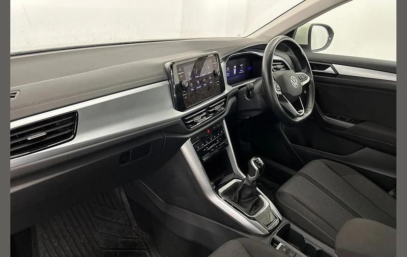 Used VW T-Roc Life 110 HP (80 kW) 2022 Grey SUV